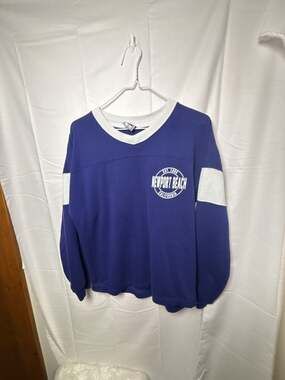 LE Newport Beach California V-Neck Sweatshirt Blue Size S
